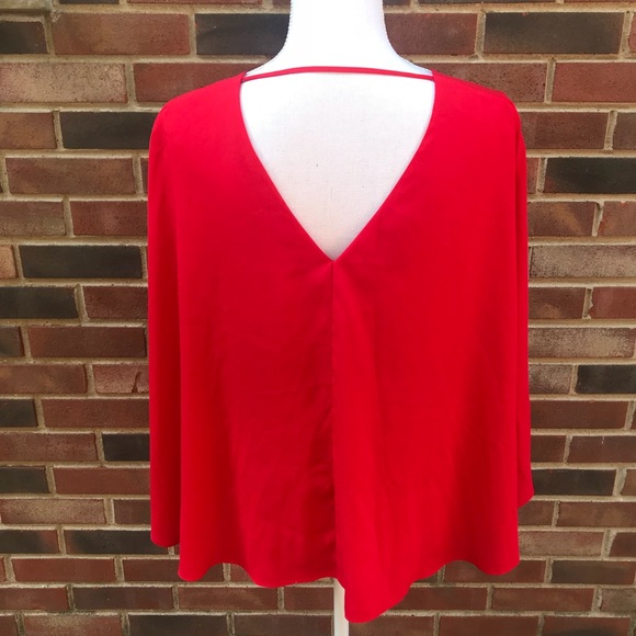❤️ Gianni Bini Cape Sleeve Blouse - Picture 3 of 6